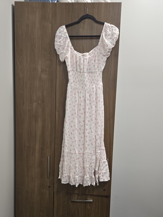 Altar'd State Dresses & Skirts - Altar’d State-Ditsy Floral Midi Dress-Size X-Small